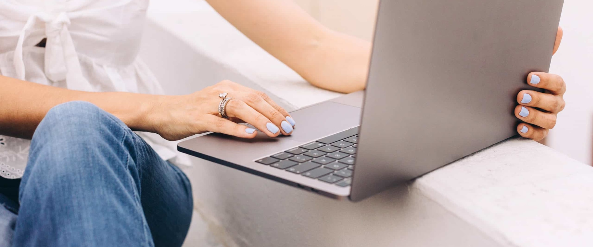 Discounts and Promotions for Virtual Learning: Save Money on UK Tutoring Services