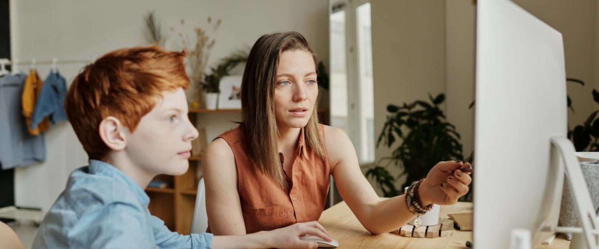 Creating a Safe and Comfortable Learning Environment for UK Tutoring Services